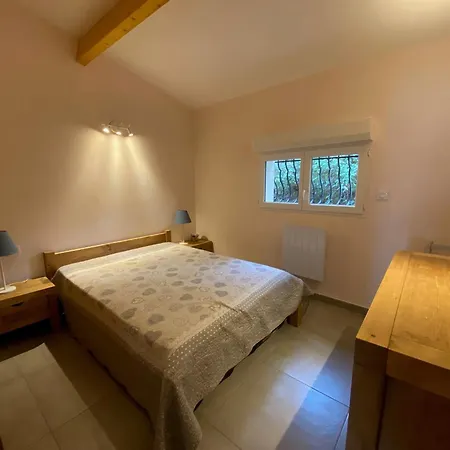 T2 Avec Terrasse Et Parking - Proche Des Thermes - Fr-1-503-147 *