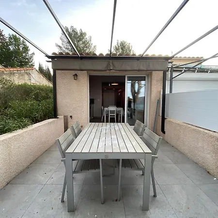 T2 Avec Terrasse Et Parking - Proche Des Thermes - Fr-1-503-147 Apartment *