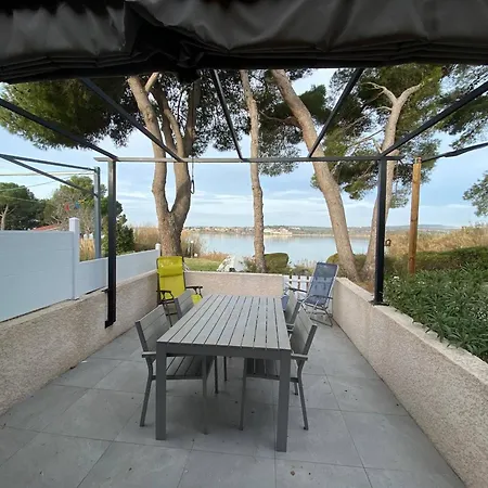 Apartment T2 Avec Terrasse Et Parking - Proche Des Thermes - Fr-1-503-147
