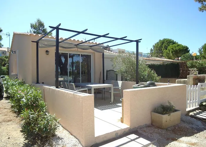 T2 Avec Terrasse Et Parking - Proche Des Thermes - Fr-1-503-147 Appartement *